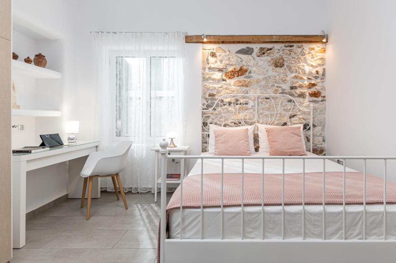 Villa Maro - Luxury Apartment Naxos City ภายนอก รูปภาพ